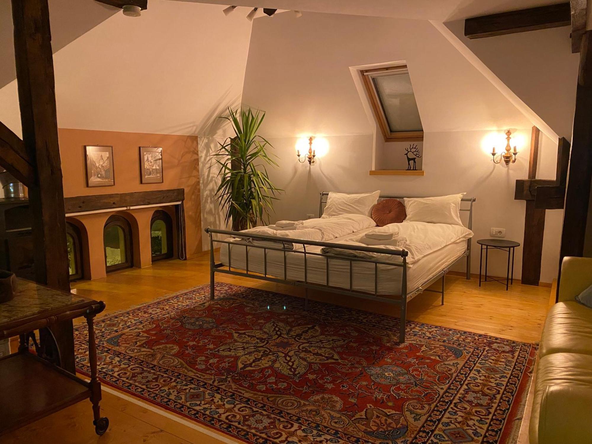 Rose'S Oldtown Apartment Μπρασόβ Εξωτερικό φωτογραφία